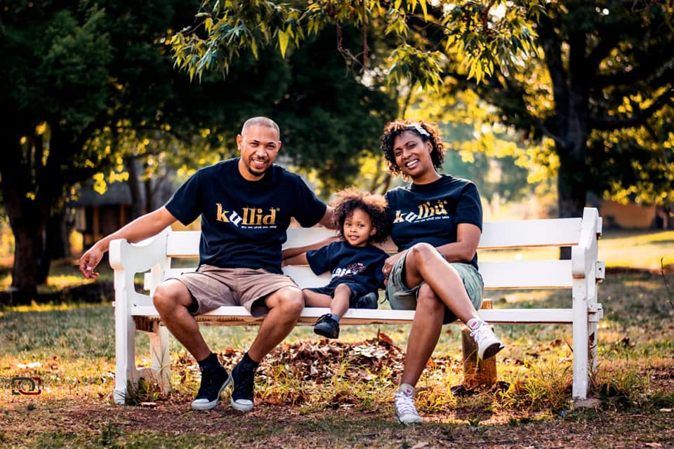kullid laiti sitting